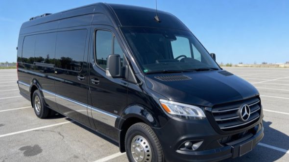 newark private event sprinter van rental