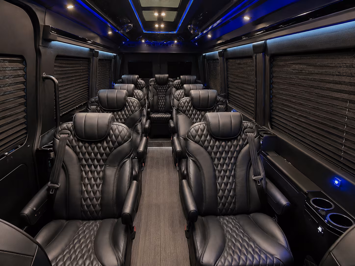find the perfect transportation for your next airport transfer 5
